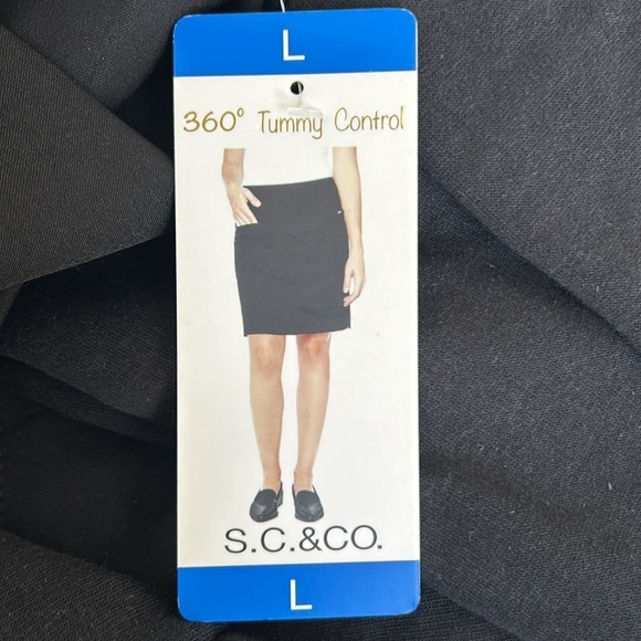 SC & Co stretch double wraparound skort size large black 360° tummy control NWT - Picture 8 of 9